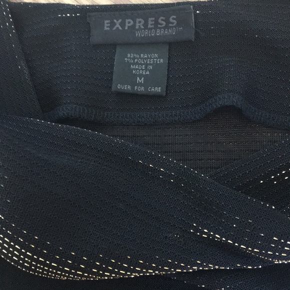 Black and gold threaded camisole. - Picture 2 of 2